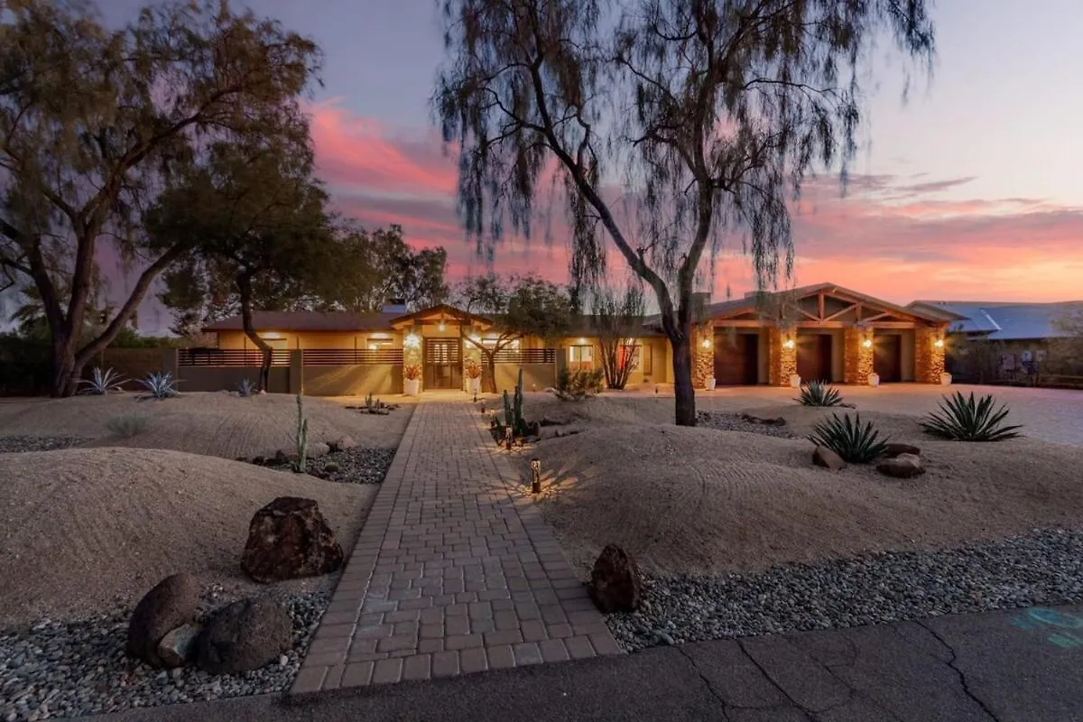 Davenport Villa - Scottsdale'S Largest Hot Tub - Sportcourt 0*, Scottsdale United States