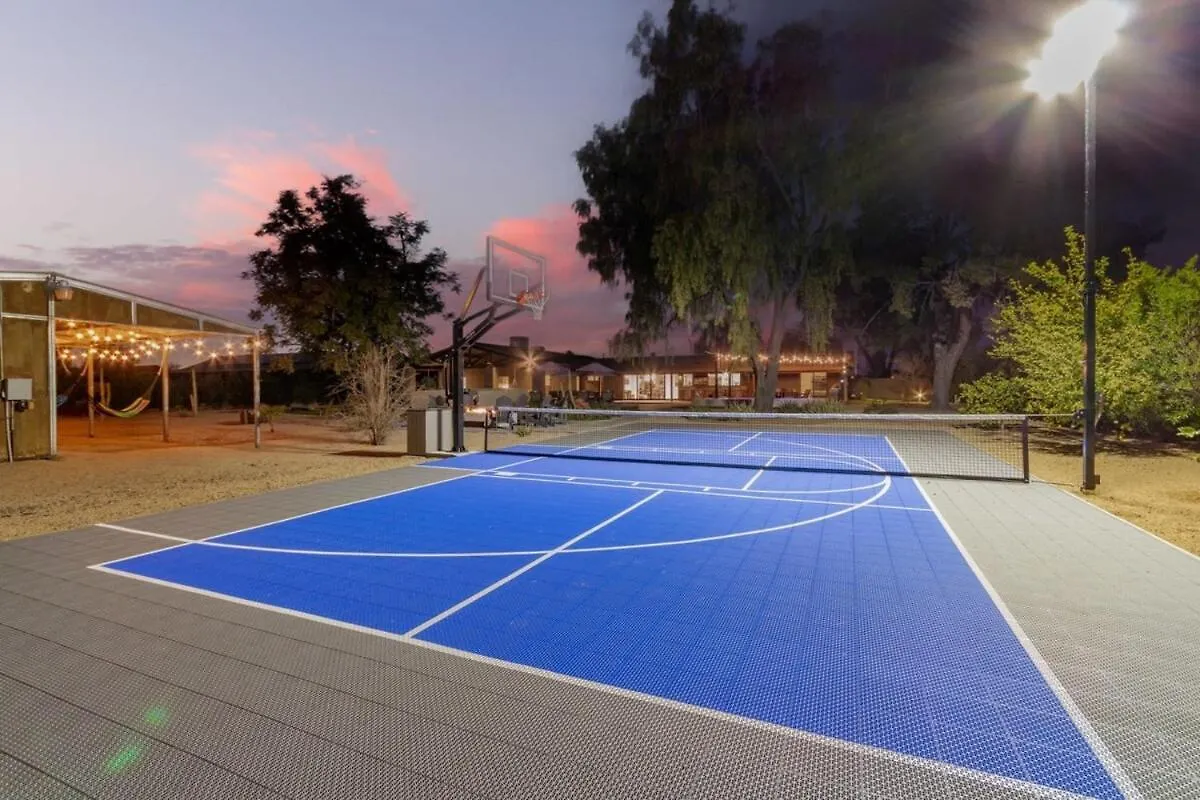 Holiday home Davenport Villa - Scottsdale'S Largest Hot Tub - Sportcourt