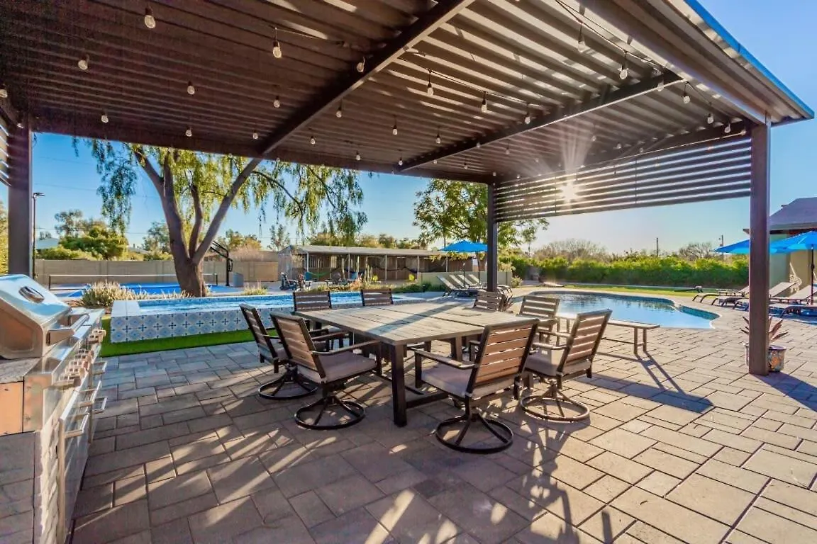 Holiday home Davenport Villa - Scottsdale'S Largest Hot Tub - Sportcourt