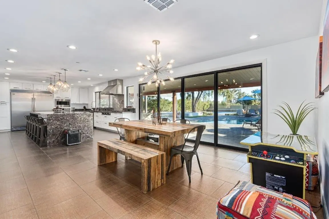 Holiday home Davenport Villa - Scottsdale'S Largest Hot Tub - Sportcourt